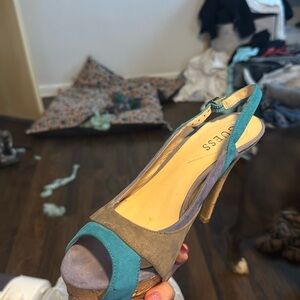 Guess heels